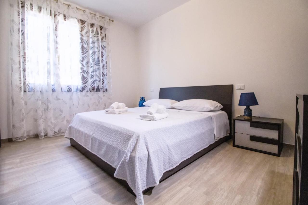 Dd House Family Holiday Apartment Cecina  Exterior foto
